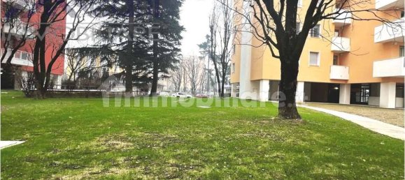 3 bedrooms Apartment in Milan, Italy No. 239219 41