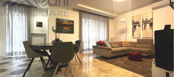 3 bedrooms Apartment in Milan, Italy No. 239219 6