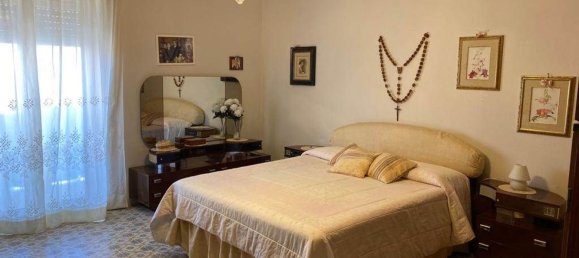 4 rooms Apartment in Syracuse, Italy No. 250225 2