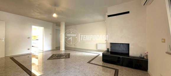 Квартира с 3 спальнями в Абано Терме, Италия № 370242 4