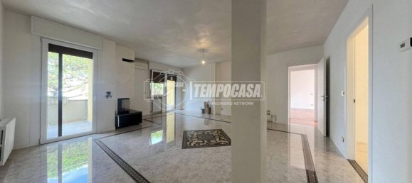 Квартира с 3 спальнями в Абано Терме, Италия № 370242 25