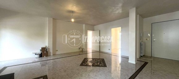 Квартира с 3 спальнями в Абано Терме, Италия № 370242 3