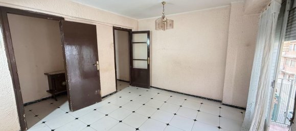 2 bedrooms Apartment in Zaragoza, Spain No. 172914 3