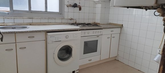 2 bedrooms Apartment in Zaragoza, Spain No. 172914 13