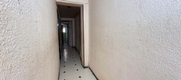 2 bedrooms Apartment in Zaragoza, Spain No. 172914 8