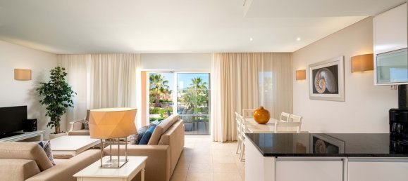 2 bedrooms Villa in Lagoa, Portugal No. 110123 2