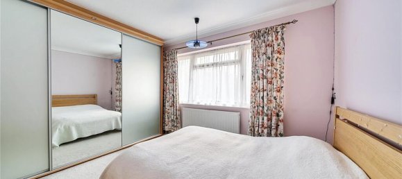 4 bedrooms House in Harrow, United Kingdom No. 12172 10