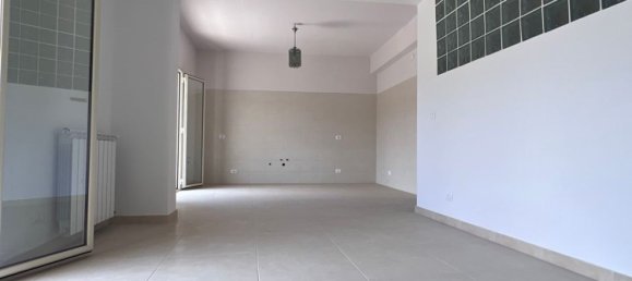 Apartamento T3 em Reggio Calabria, Italy N.º 337349 5