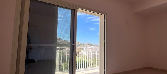 Apartamento T3 em Reggio Calabria, Italy N.º 337349 12