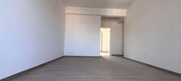 Apartamento T3 em Reggio Calabria, Italy N.º 337349 32