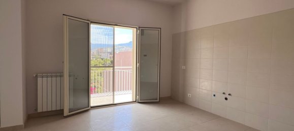 Apartamento T3 em Reggio Calabria, Italy N.º 337349 20