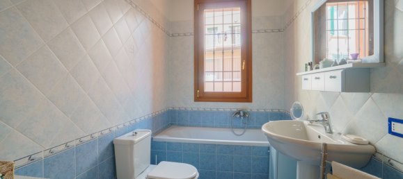 4 Schlafzimmer Wohnung in Montecatini Terme, Italy, Nr. 371241 29