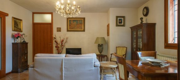 4 Schlafzimmer Wohnung in Montecatini Terme, Italy, Nr. 371241 10
