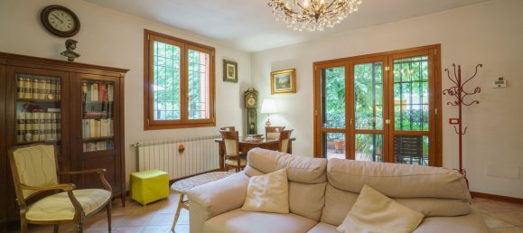 4 Schlafzimmer Wohnung in Montecatini Terme, Italy, Nr. 371241 17