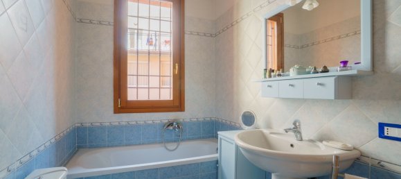 4 Schlafzimmer Wohnung in Montecatini Terme, Italy, Nr. 371241 30