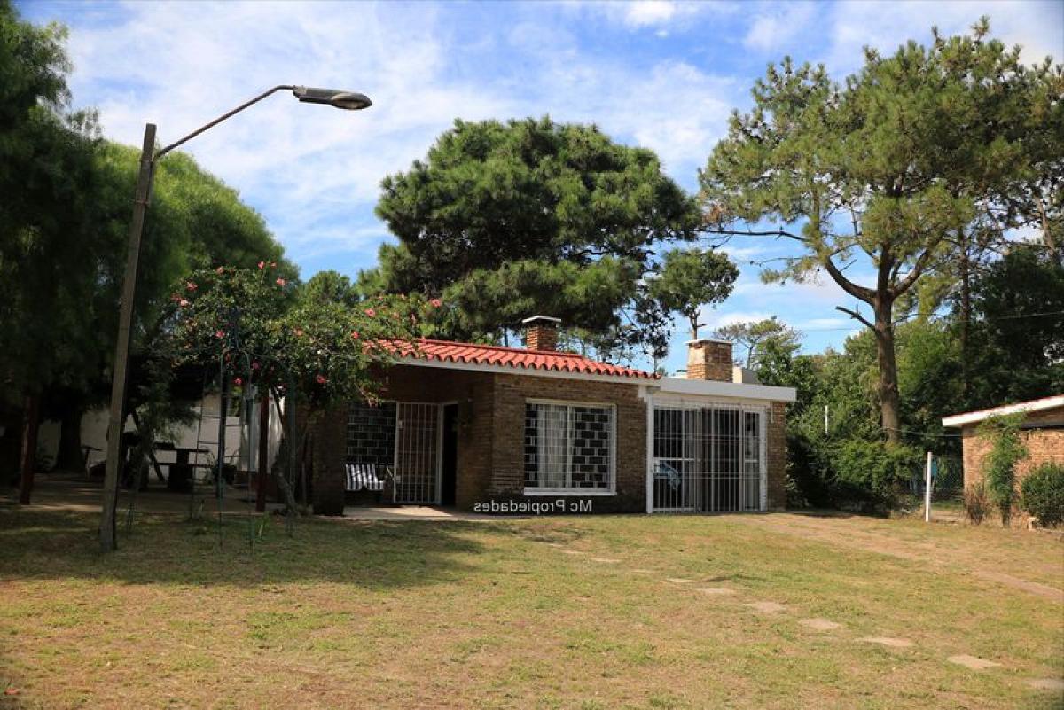 Дом с 2 спальнями в Канелонес, Уругвай № 7284