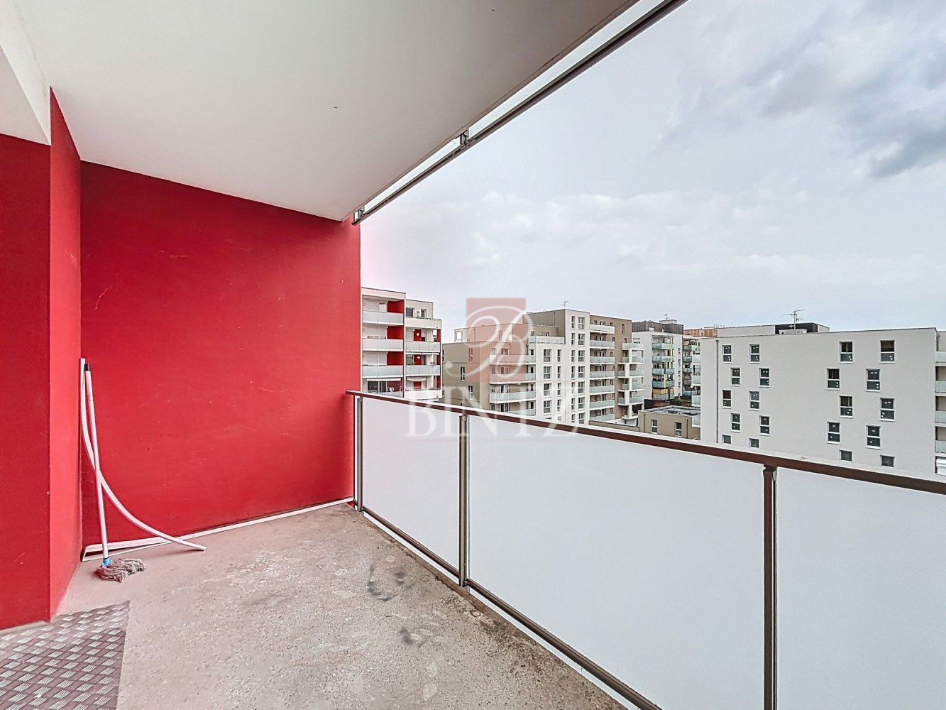 Apartamento de 3 dormitorios en Lingolsheim, France No. 350258