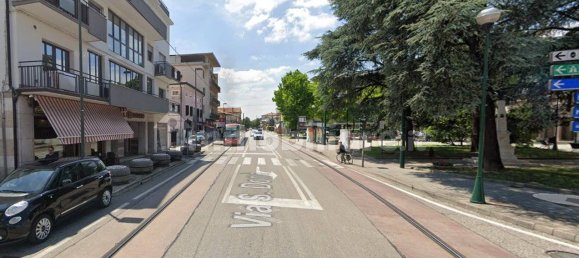 4 rooms Commercial property in Venice, Italy No. 380622 2