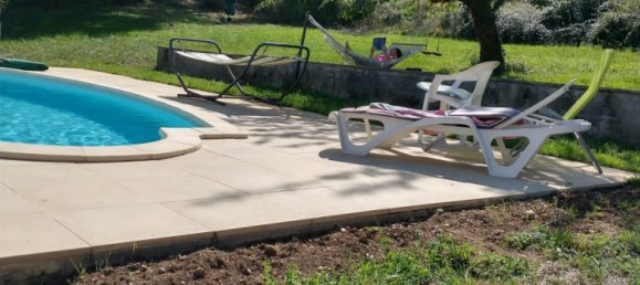 5 bedrooms Villa in Saint-Germain-du-Salembre, France No. 1874 3