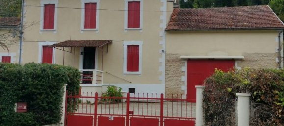 5 bedrooms Villa in Saint-Germain-du-Salembre, France No. 1874 5