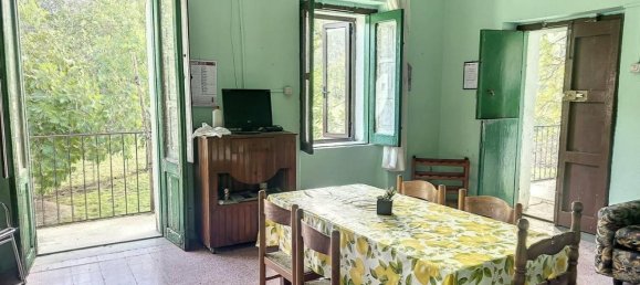 4غرفة منزل في San Martino d'Agri, Italy رقم 28155 3