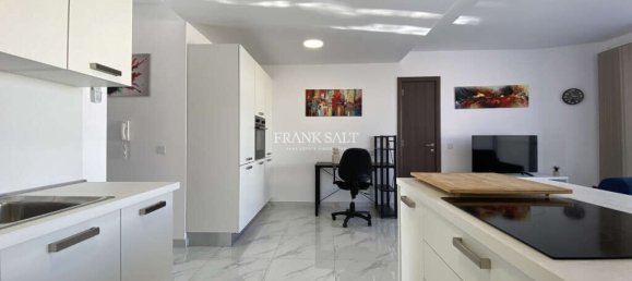 1 bedroom Penthouse in Gzira, Malta No. 10481 9