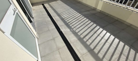 1 bedroom Penthouse in Gzira, Malta No. 10481 20