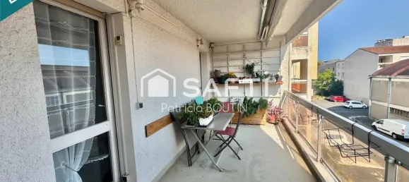 2 Schlafzimmer Wohnung in Niort, France, Nr. 351072 9