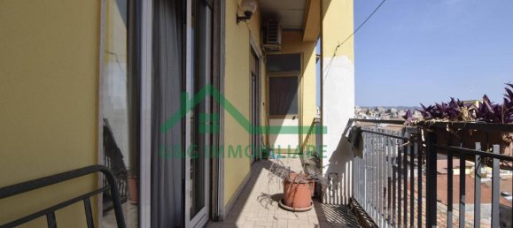 3-salle Appartement à Catania, Italy No. 235530 19