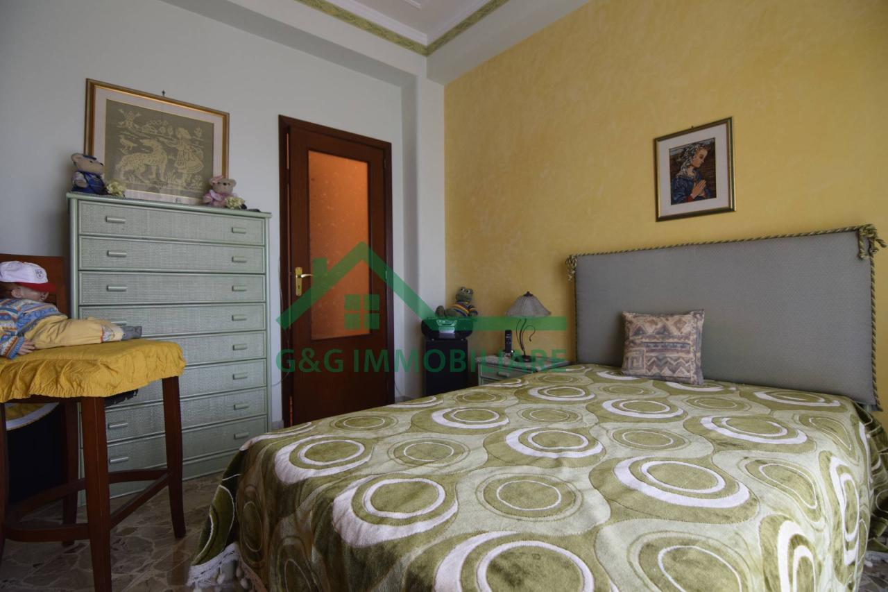 3-salle Appartement à Catania, Italy No. 235530