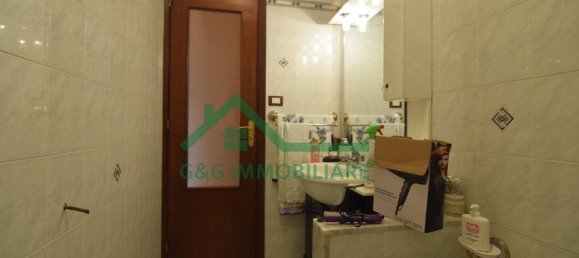 3-salle Appartement à Catania, Italy No. 235530 32