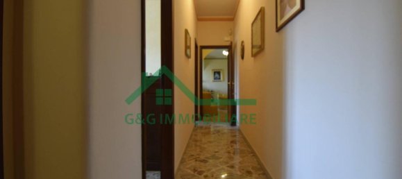 3-salle Appartement à Catania, Italy No. 235530 29
