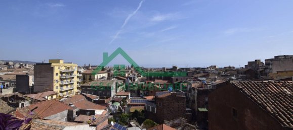 3-salle Appartement à Catania, Italy No. 235530 20