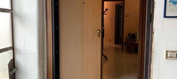 3 rooms Apartment in Cairate, Italy No. 1635 10