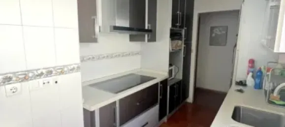 4 bedrooms Apartment in Granada, Spain No. 155505 3