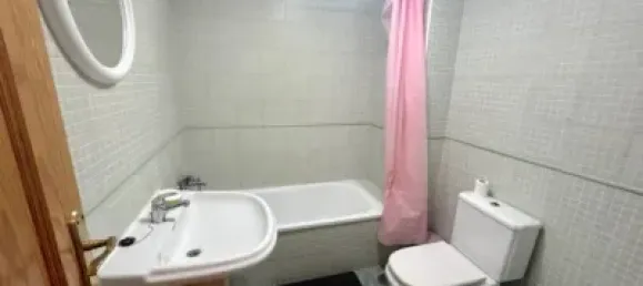 4 bedrooms Apartment in Granada, Spain No. 155505 10