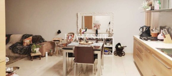 2 Schlafzimmer Wohnung in Hamrun, Malta, Nr. 1513 5