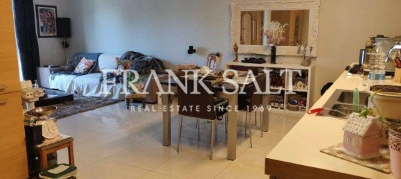 2 Schlafzimmer Wohnung in Hamrun, Malta, Nr. 1513 2