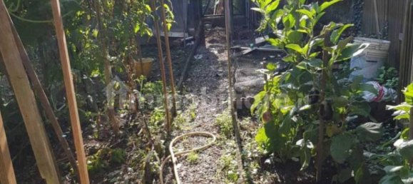 3 bedrooms House in Carrara, Italy No. 45790 34