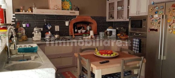 3 bedrooms House in Carrara, Italy No. 45790 13