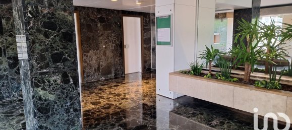 Apartamento de 3 dormitorios en Garches, France No. 347150 9