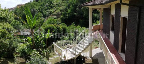 Вилла с 3 спальнями в Каррара, Италия № 252223 3