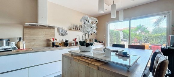 4 bedrooms Villa in Saint-Jean-Lasseille, France No. 316522 7