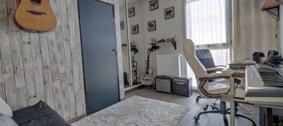 3 chambres Duplex à Carrières-sous-Poissy, France No. 165625 8