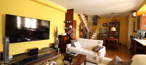 4غرفة بانتهاوس في Terni, Italy رقم 295374 2