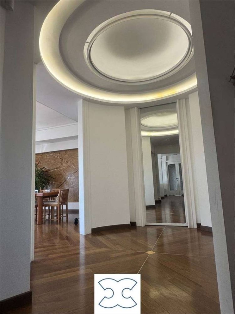 3 bedrooms Apartment in Busto Arsizio, Italy No. 387977