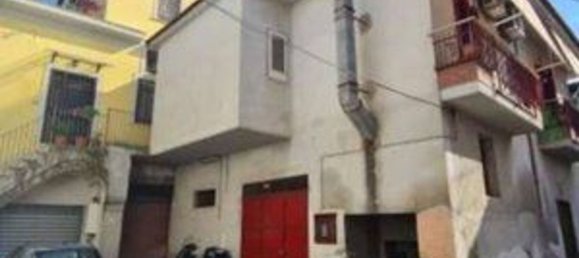 4 rooms Apartment in Saviano, Italy No. 12009 11