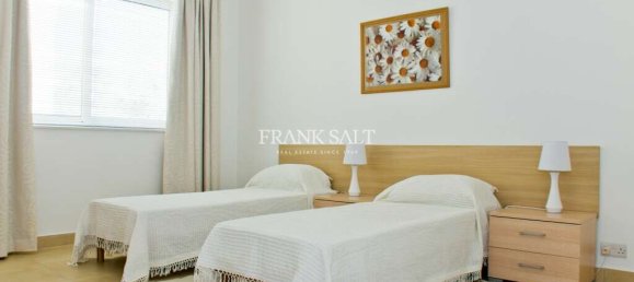 3 bedrooms Apartment in Saint Julian's, Malta No. 6667 12