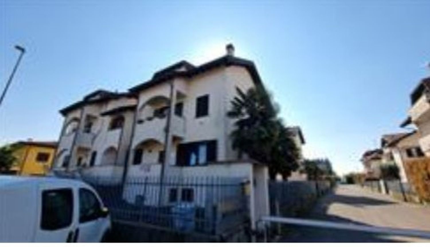 3-salle Duplex à Arconate, Italy No. 331532