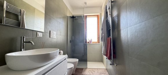 Дом с 4 спальнями в Лечче, Италия № 312444 26